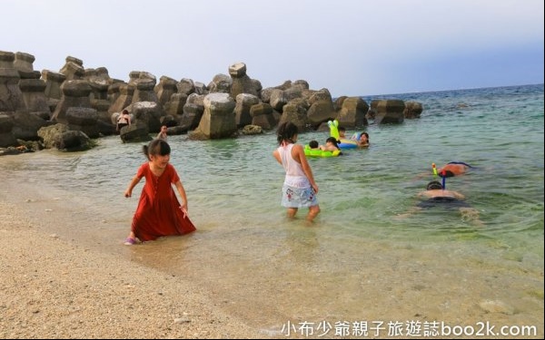 屏東景點「小琉球中澳沙灘」Blog遊記的精采圖片